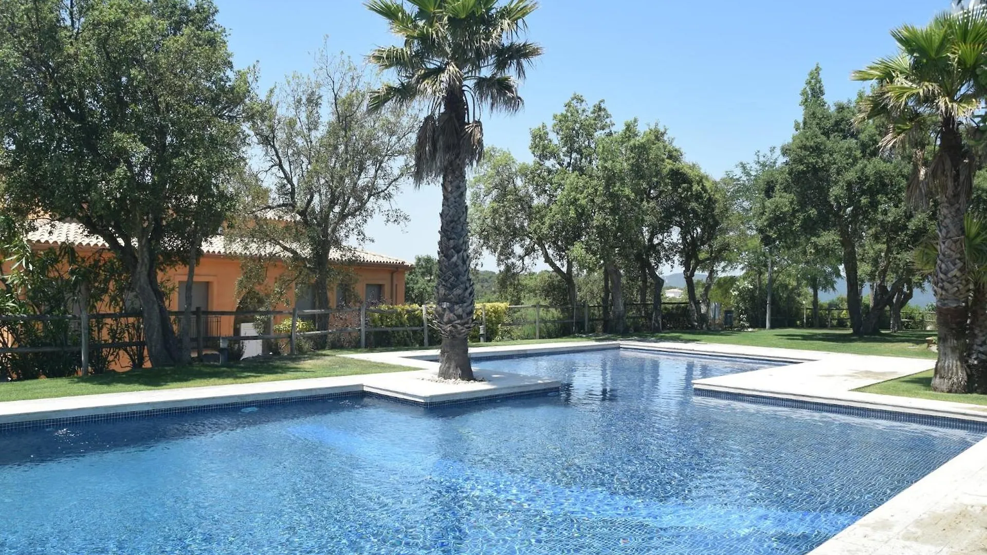 Belvilla By Oyo Mirador Mas Nou Castell-Platja d'Aro 0*,